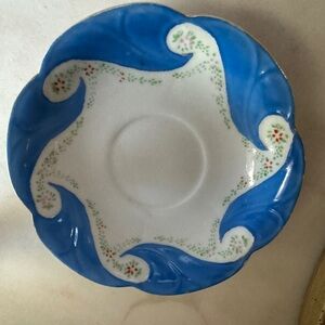 Vintage Fleur DeLis Hand Painted Saucer (1)